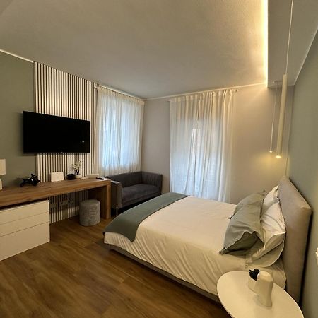 The Captain'S Apartments Sirocco - City Center Leonardo Academy เซสโต คาเลนดิ ภายนอก รูปภาพ